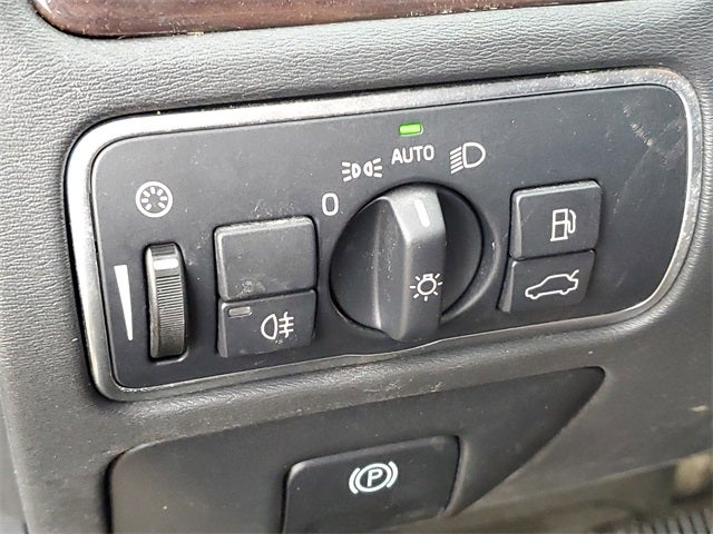 2016 Volvo XC70 T5 Premier