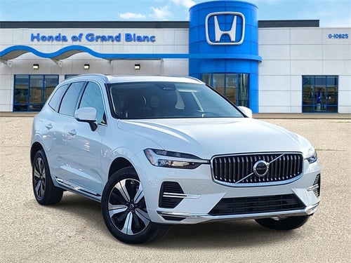 2023 Volvo XC60 Recharge Plug-In Hybrid T8 Core Bright Theme