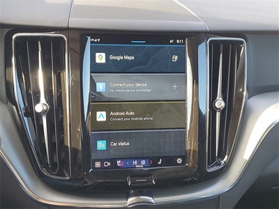 2023 Volvo XC60 Recharge Plug-In Hybrid T8 Core Bright Theme