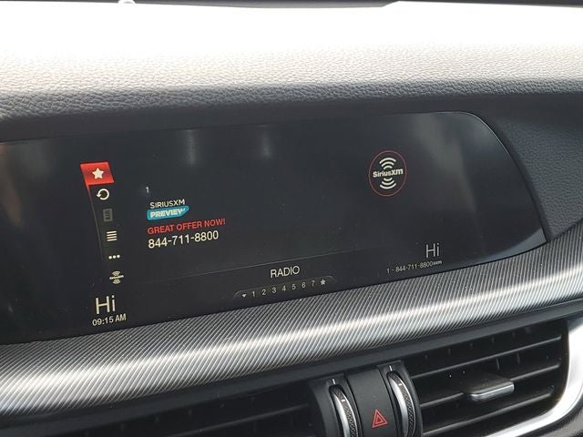 2018 Alfa Romeo Stelvio Base