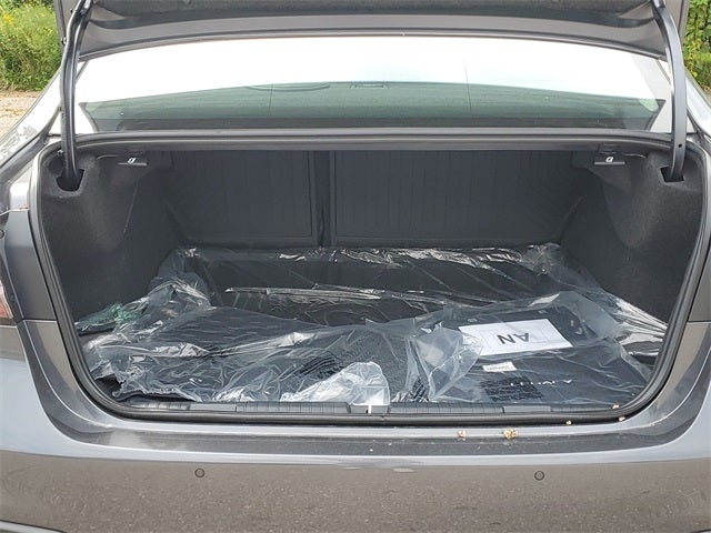 2025 Subaru LEGACY Limited