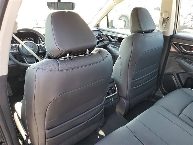 2025 Subaru LEGACY Limited